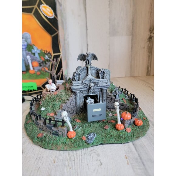 Lemax hillside mausoleum spooky town Halloween animated village - Picture 3 of 11